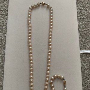 Nice Vintage '80's Faux Pearl Necklace and Bracelet by Marvella